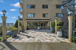 404-1930 Marine Drive West Vancouver, BC V7V 1J8