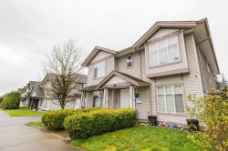 11537 240 Street  Maple Ridge, BC V2W 1A3