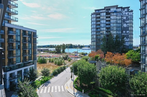 701-3200 Corvette Way, Richmond, BC 