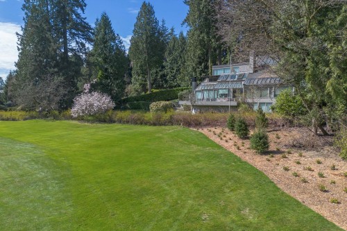 460 Southborough Drive, West Vancouver, BC - Outdoor