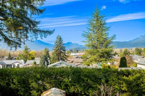 21489 Cherry Place, Maple Ridge, BC 