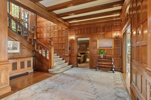 2206 Marine Drive Sw, Vancouver, BC 