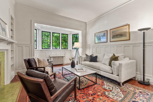 2206 Marine Drive Sw, Vancouver, BC 