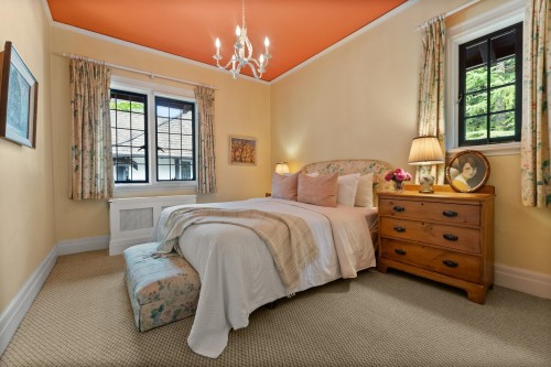 2206 Marine Drive Sw, Vancouver, BC 