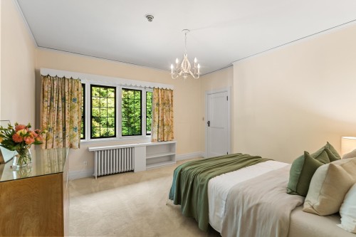 2206 Marine Drive Sw, Vancouver, BC 