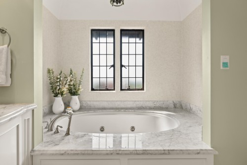 2206 Marine Drive Sw, Vancouver, BC 