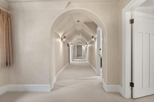 2206 Marine Drive Sw, Vancouver, BC 