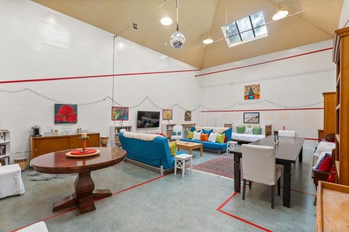 2206 Marine Drive Sw, Vancouver, BC 