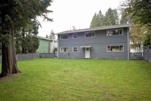 1025 Clements Avenue, North Vancouver, BC 