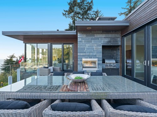 5810 Eagle Island, West Vancouver, BC 