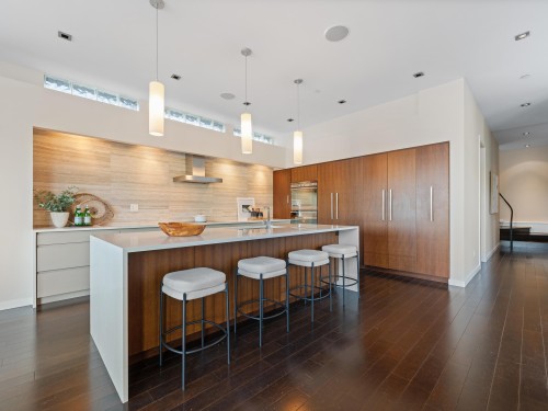 5810 Eagle Island, West Vancouver, BC 