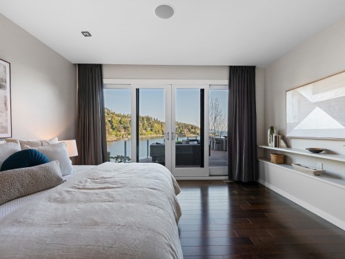 5810 Eagle Island, West Vancouver, BC 