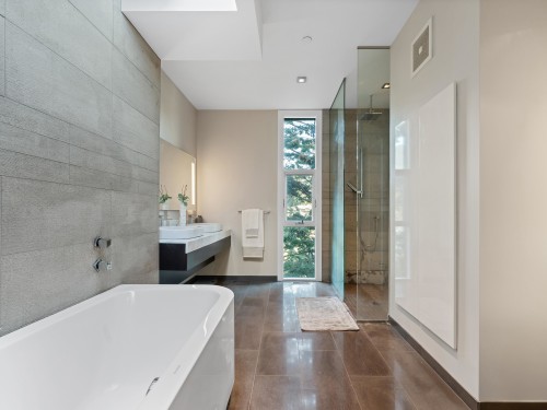 5810 Eagle Island, West Vancouver, BC 