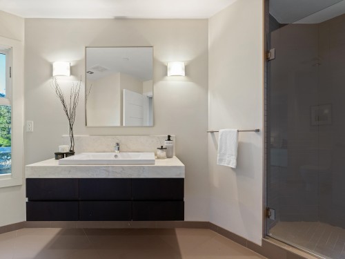 5810 Eagle Island, West Vancouver, BC 