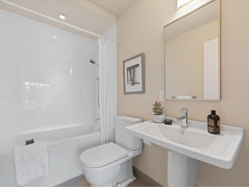 5810 Eagle Island, West Vancouver, BC 