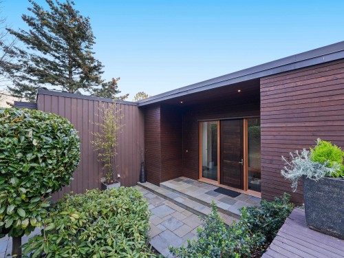 5810 Eagle Island, West Vancouver, BC 