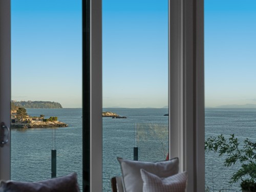 5810 Eagle Island, West Vancouver, BC 
