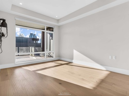 206-1591 Bowser Avenue, North Vancouver, BC 