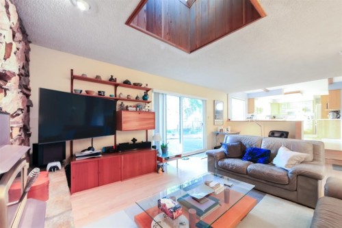 6415 Buckingham Drive, Burnaby, BC 