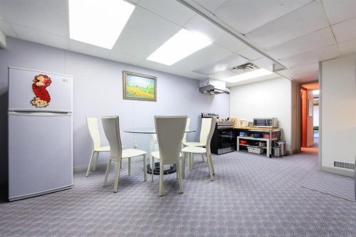 6415 Buckingham Drive, Burnaby, BC 