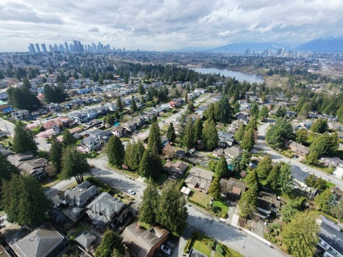 6415 Buckingham Drive, Burnaby, BC 