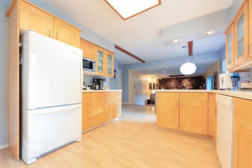 6415 Buckingham Drive, Burnaby, BC 
