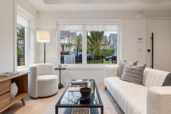 2-2541 Grant Street  Vancouver, BC V5K 3G6