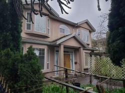 2612 49th Avenue E Vancouver, BC V5S 1J7