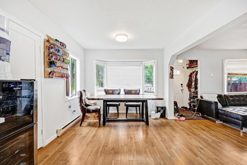 2015 Fraser Avenue, Port Coquitlam, BC 