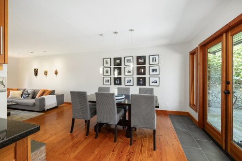 1374 15Th Street E, North Vancouver, BC 