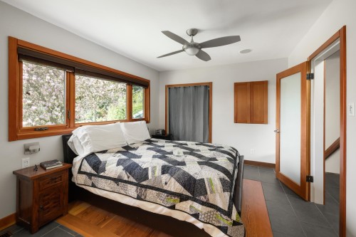 1374 15Th Street E, North Vancouver, BC 