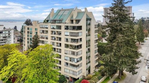 801-1412 Esquimalt Avenue  West Vancouver, BC V7T 1K7