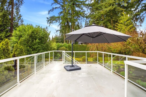 2522 Bronte Drive, North Vancouver, BC 