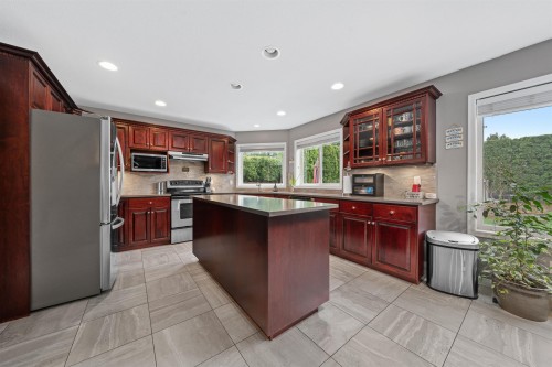 19386 123 Avenue, Pitt Meadows, BC 