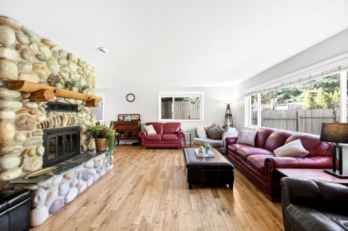 27656 110 Avenue, Maple Ridge, BC 