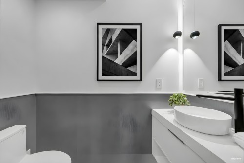 2713 Cheyenne Avenue, Vancouver, BC 