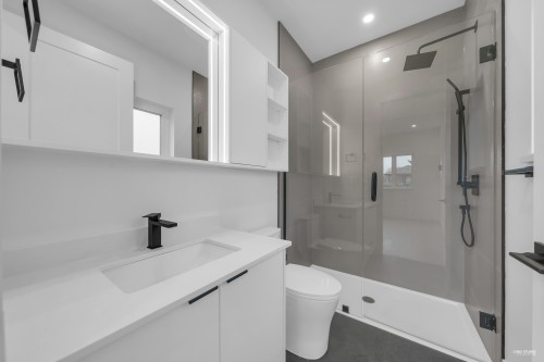 2713 Cheyenne Avenue, Vancouver, BC 