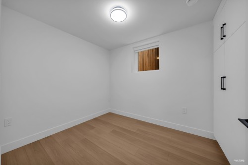 2713 Cheyenne Avenue, Vancouver, BC 