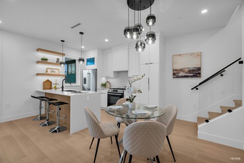 2713 Cheyenne Avenue, Vancouver, BC 