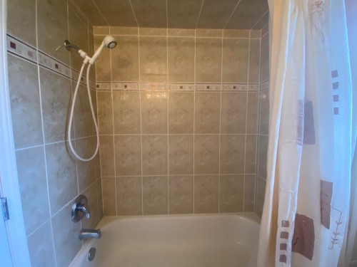7635 10Th Avenue, Burnaby, BC 