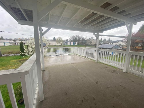 7635 10Th Avenue, Burnaby, BC 