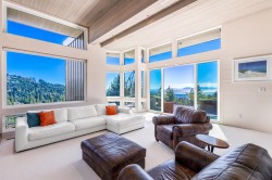 5840 Falcon Road West Vancouver, BC V7W 1S3