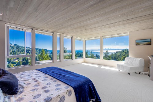 5840 Falcon Road, West Vancouver, BC 