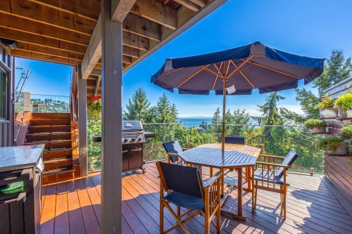 5840 Falcon Road, West Vancouver, BC 