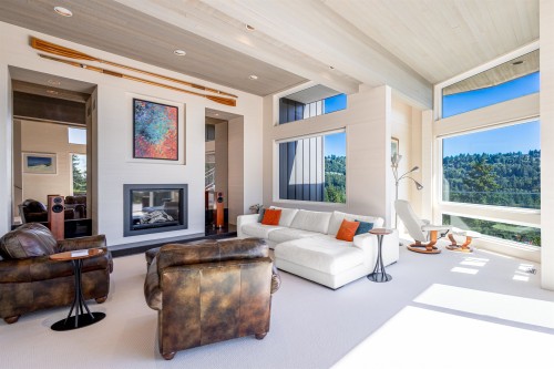 5840 Falcon Road, West Vancouver, BC 