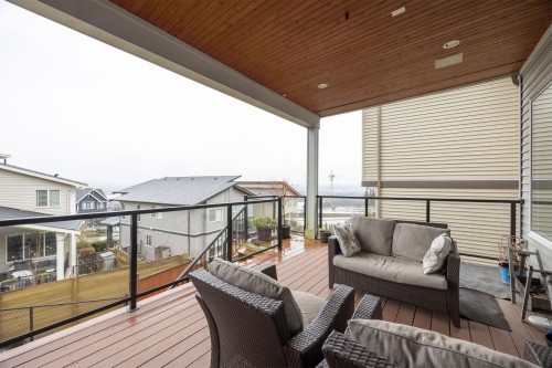 1407 Strawline Hill Street, Coquitlam, BC 