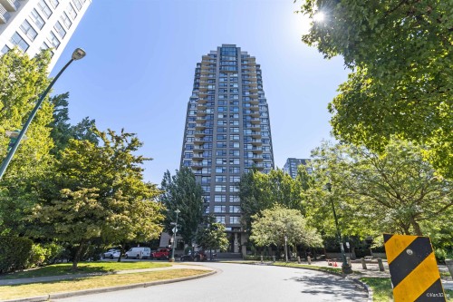 301-5380 Oben Street  Vancouver, BC V5R 6H7