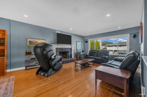 794 Adiron Avenue, Coquitlam, BC 
