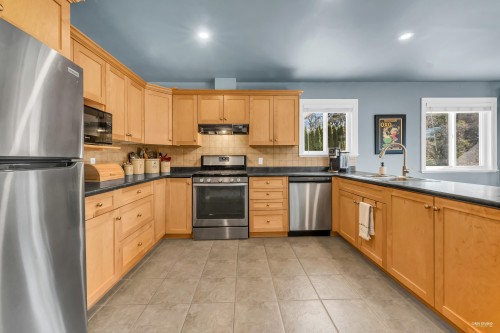 794 Adiron Avenue, Coquitlam, BC 