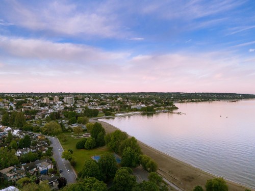 2240 York Avenue, Vancouver, BC 